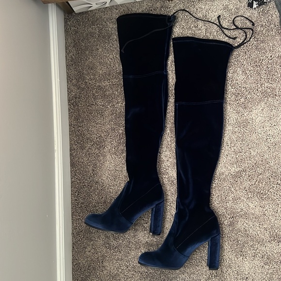 Stuart Weitzman Highland Blue Velvet Thigh Boot - Picture 3 of 6